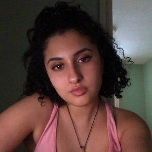 Meet your Posher, Sofia